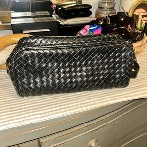 Gorgeous Bottega venetta clutch